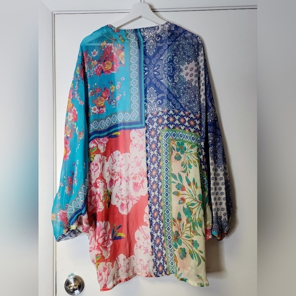 ANTHROPOLOGIE AKEMI & KIN Floral Cocoon Kimono, Cover up Size O/S - Picture 3 of 10